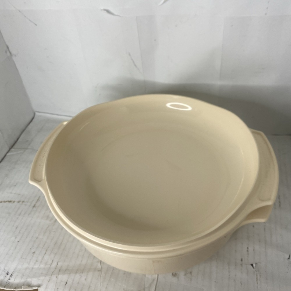 Tupperware 3 Pcs Microwave Cookware 2194A 2210A Lid 2193A Stackable Round Almond