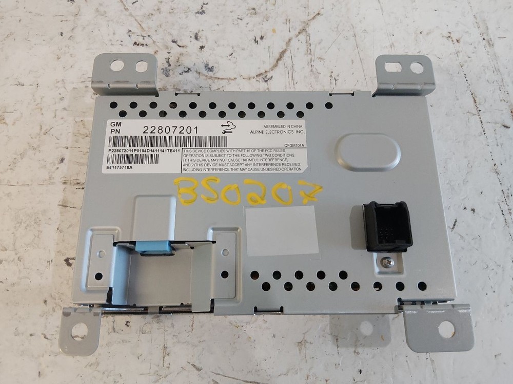 2010-2017 GMC Terrain Dash Mounted Lower 7" Display Screen