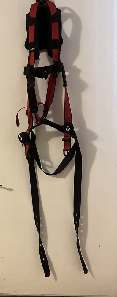 FallTech Tradesman Pro Construction Belted Harness size 2x/3x