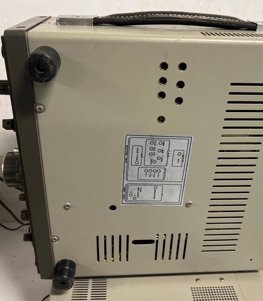 Kenwood TS-820S HF Transceiver Please Read Description