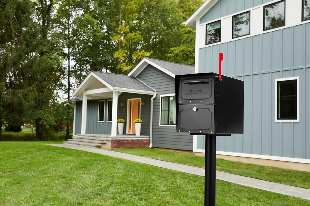 6200B-10 Oasis Classic Locking Post Mount Parcel Mailbox with High Security Rein