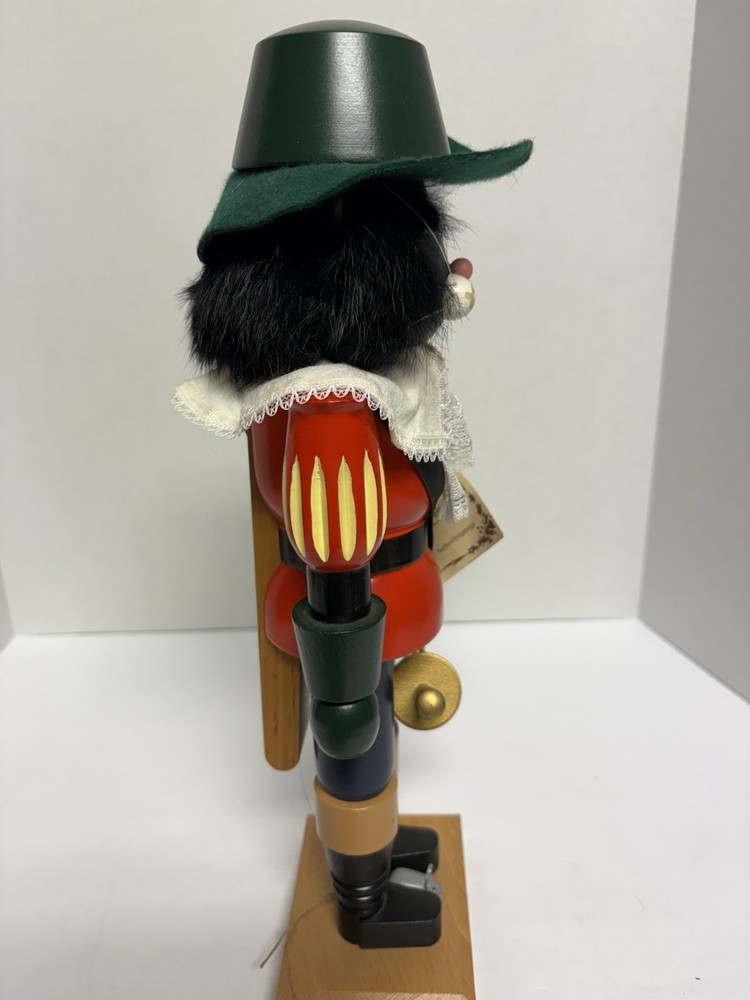 Seiffener Germany Puss n Botts Nutcracker, S1