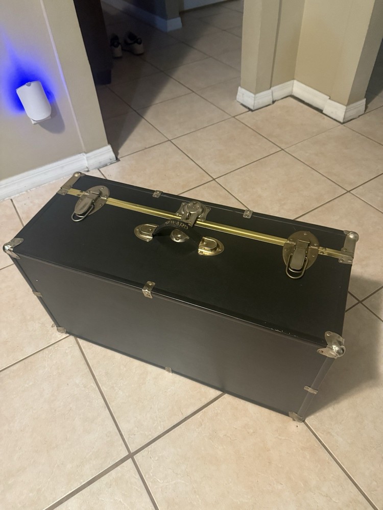 Vintage Seward Trunk Mint Condition