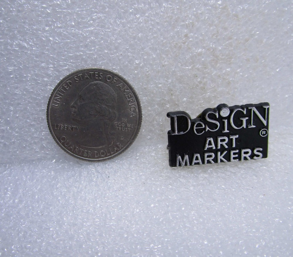 Design Art Makers Advertising Plastic Pin