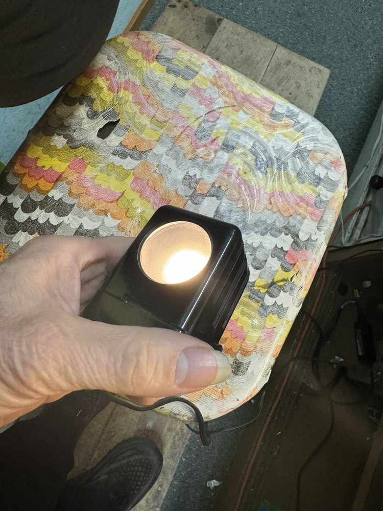 Small Microscope Spotlight/ With Bake Light Housing Bush And Lomb