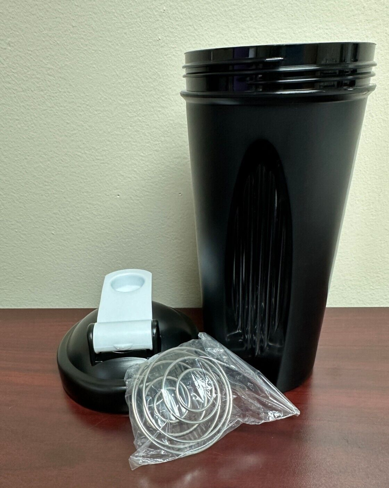 Muscle Tech Black Shaker Cup 20oz w/Bag~NEW