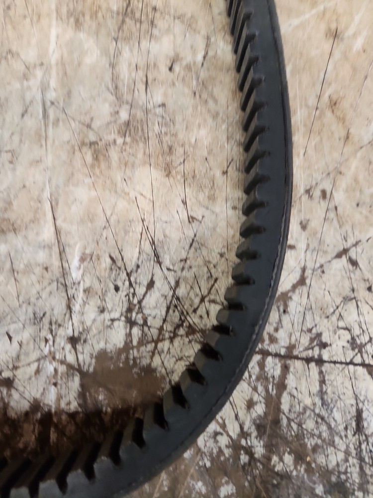 Dayco 140-5157 belt used