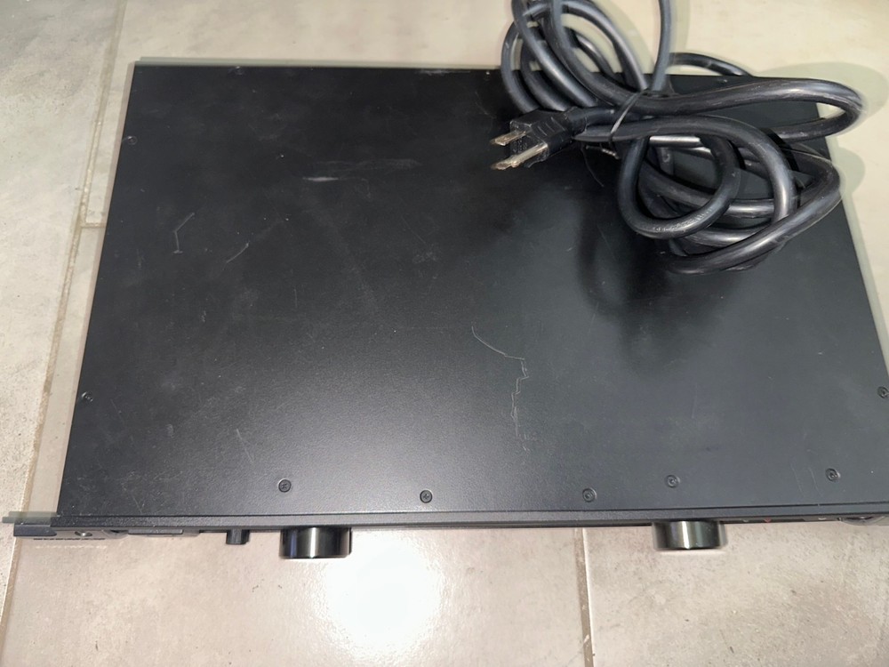Furman PL-PLUSC 15A Advanced Power Conditioner with Lights & Voltmeter