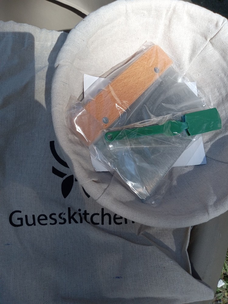 Guess Kitchen 9" bread proofing basket