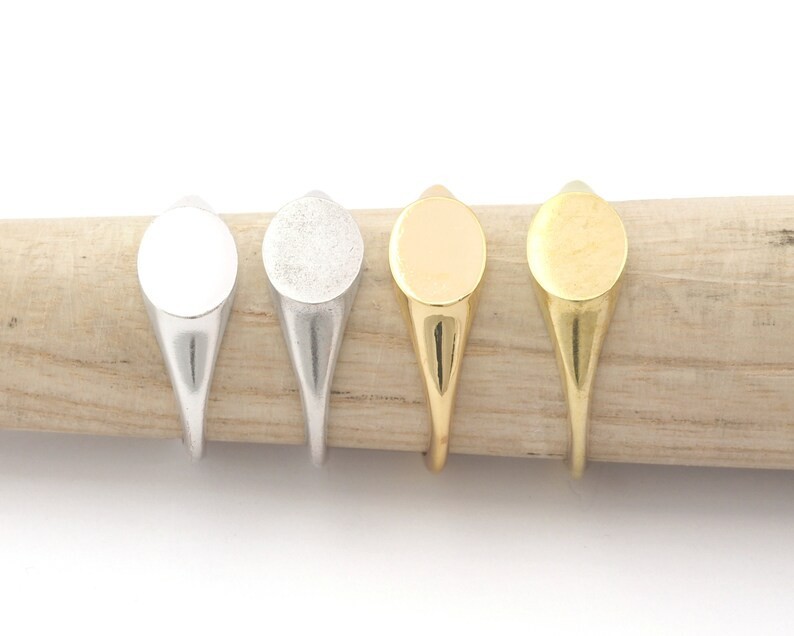 Oval Minimalis Ring Adjustable  brass with 10x7.5mm Blank base setting Raw 2894