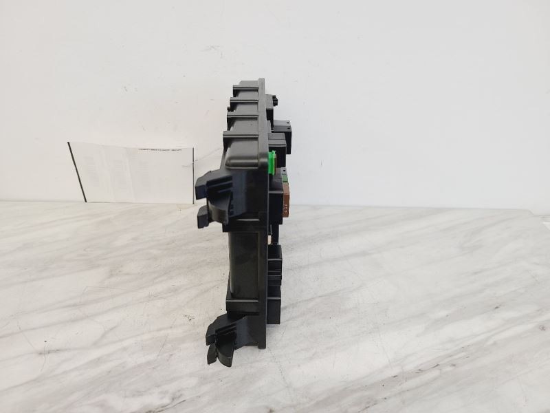 Fuse Box Cabin Fits 2018 CTS 572566