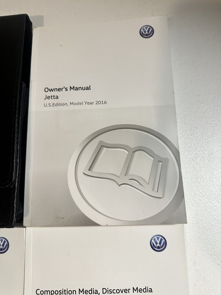 2016 Volkswagen Jetta Owner's Manual Set