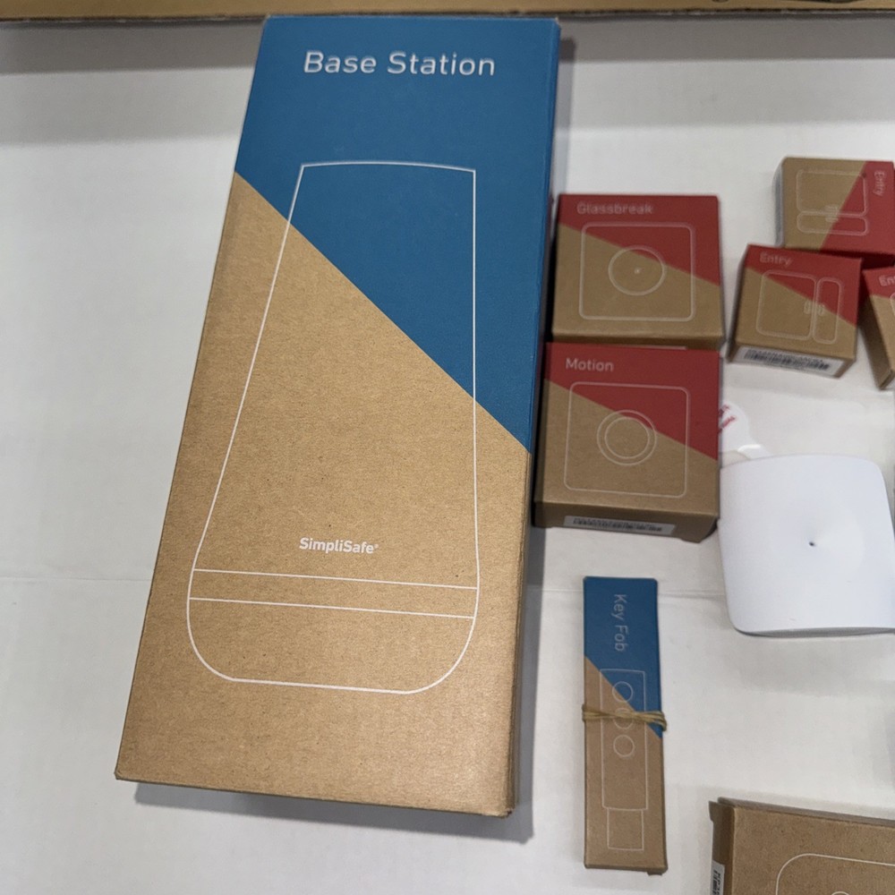 SIMPLI SAFE HOME INDOOR SECURITY SYSTEM 12 piece system