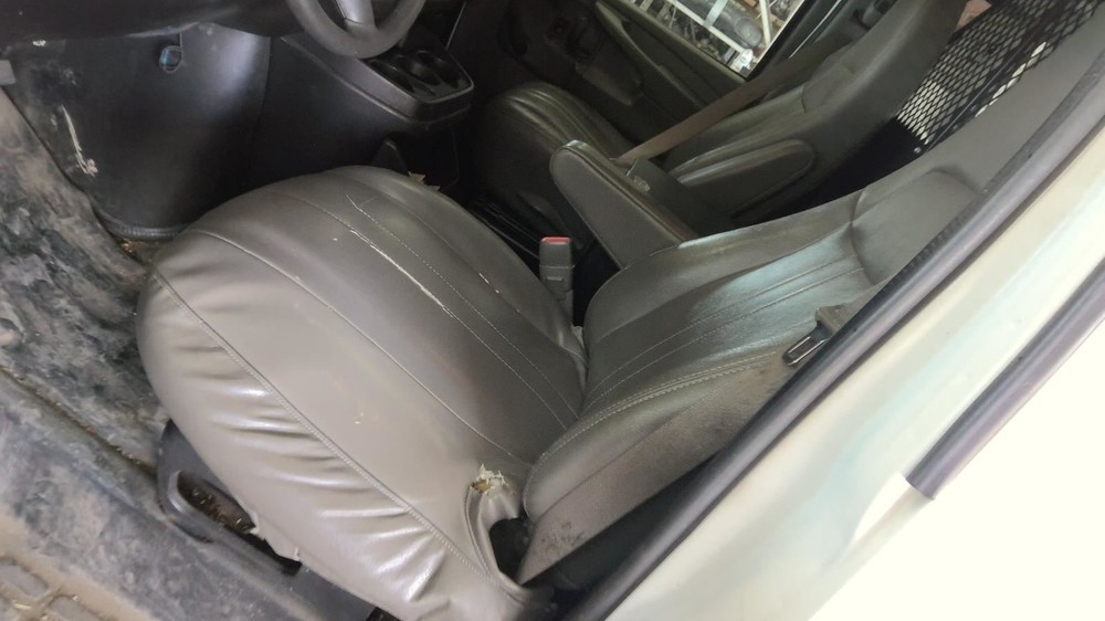 EXPRESS35 2012 Spare Wheel Carrier 750006