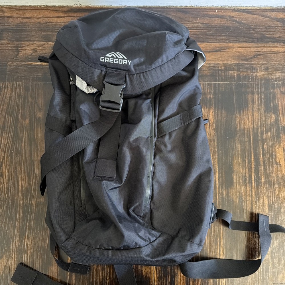 Gregory Sketch 28 Liter Daypack Backpack Black/Gray