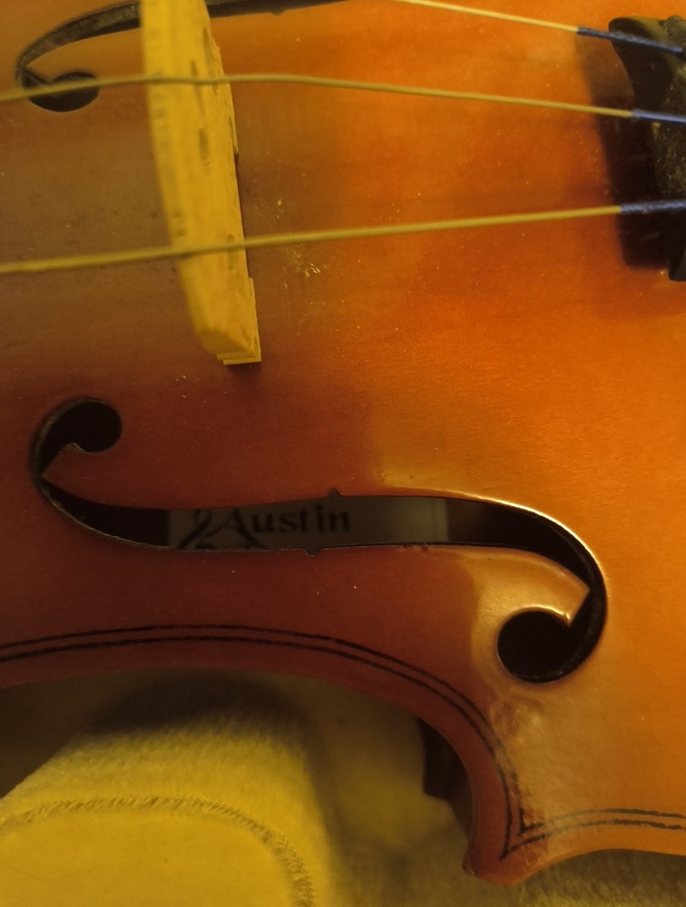 Student Violin With Case Needs Repair