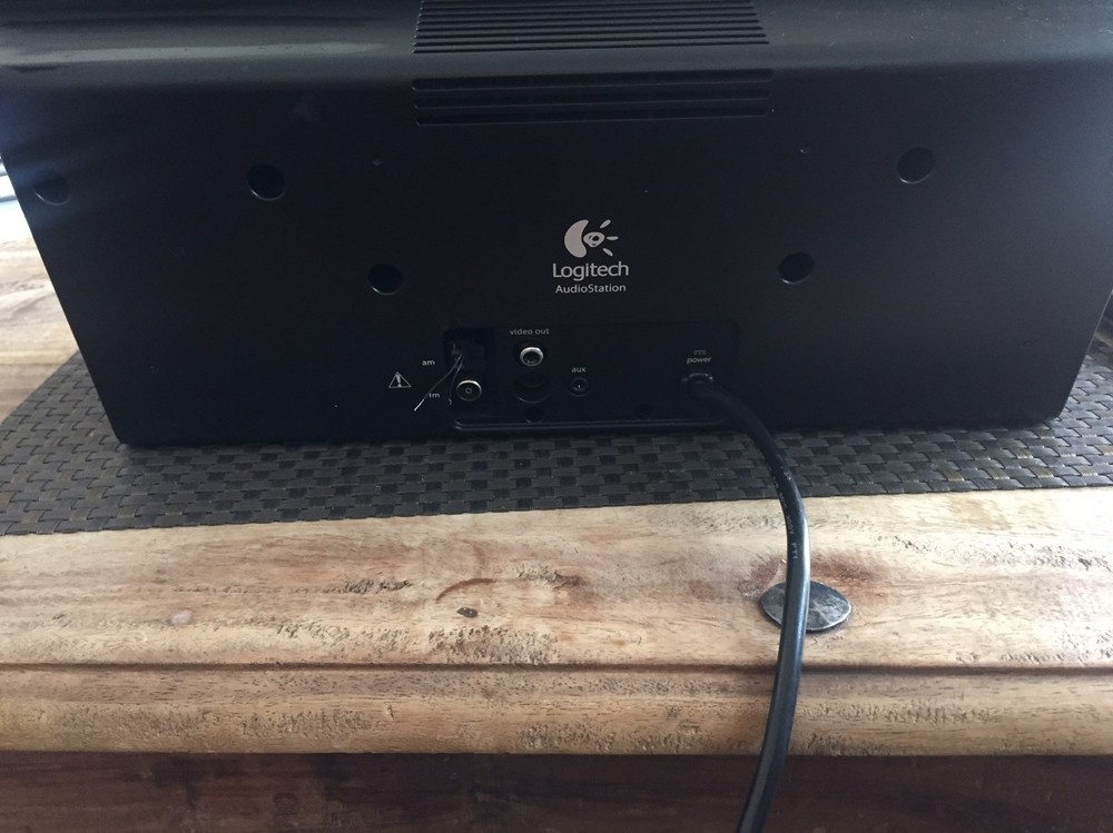 Logitech Audiostation iPod/iPhone Hi Fi Docking Station