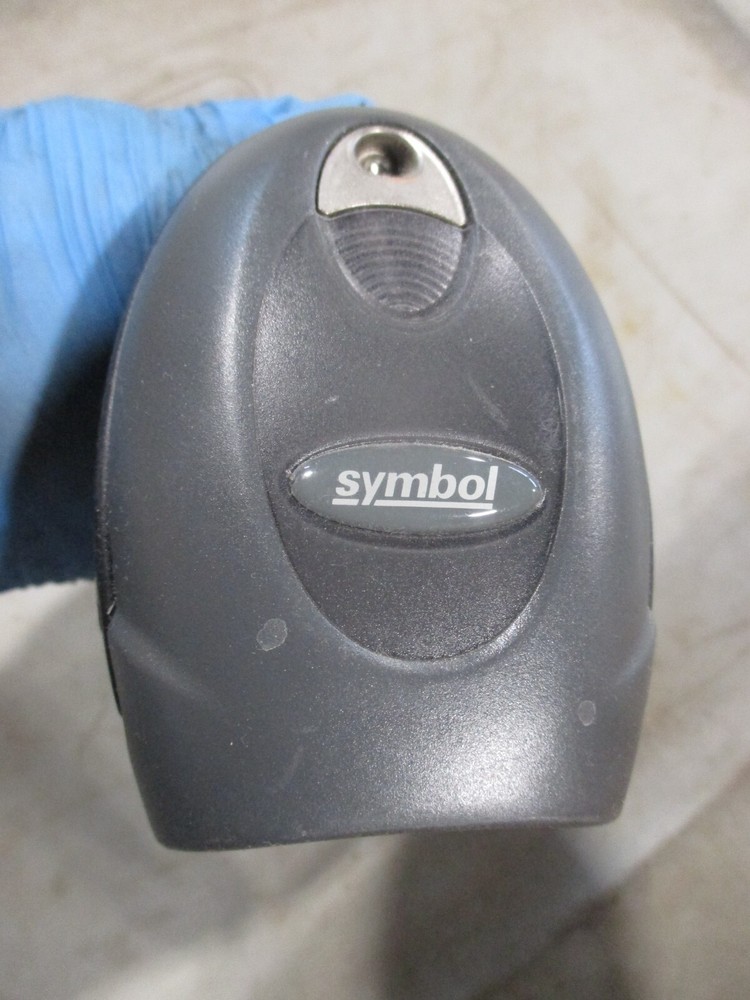 Symbol Handheld 2D Omnidirectional Barcode Scanner Imager w/ USB Cable DS4208-SR