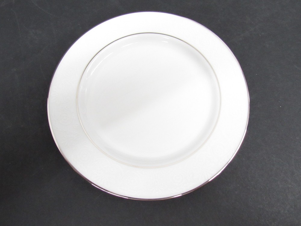Lenox Artemis White & Silver Bone China Tea Cup Plates 5pc Single Place Setting