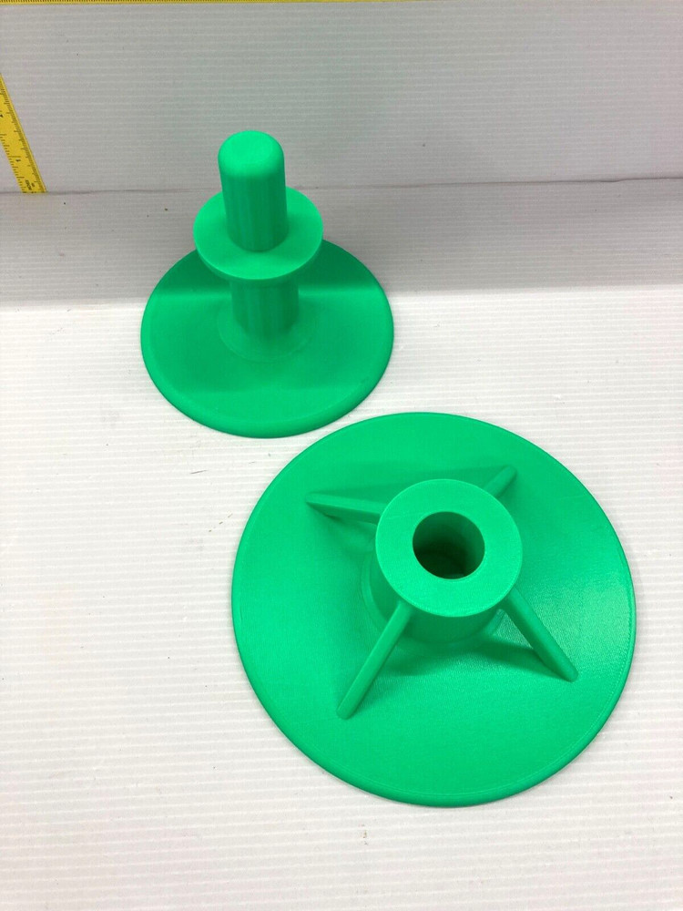 Small Spinning Cake Decorating Table
