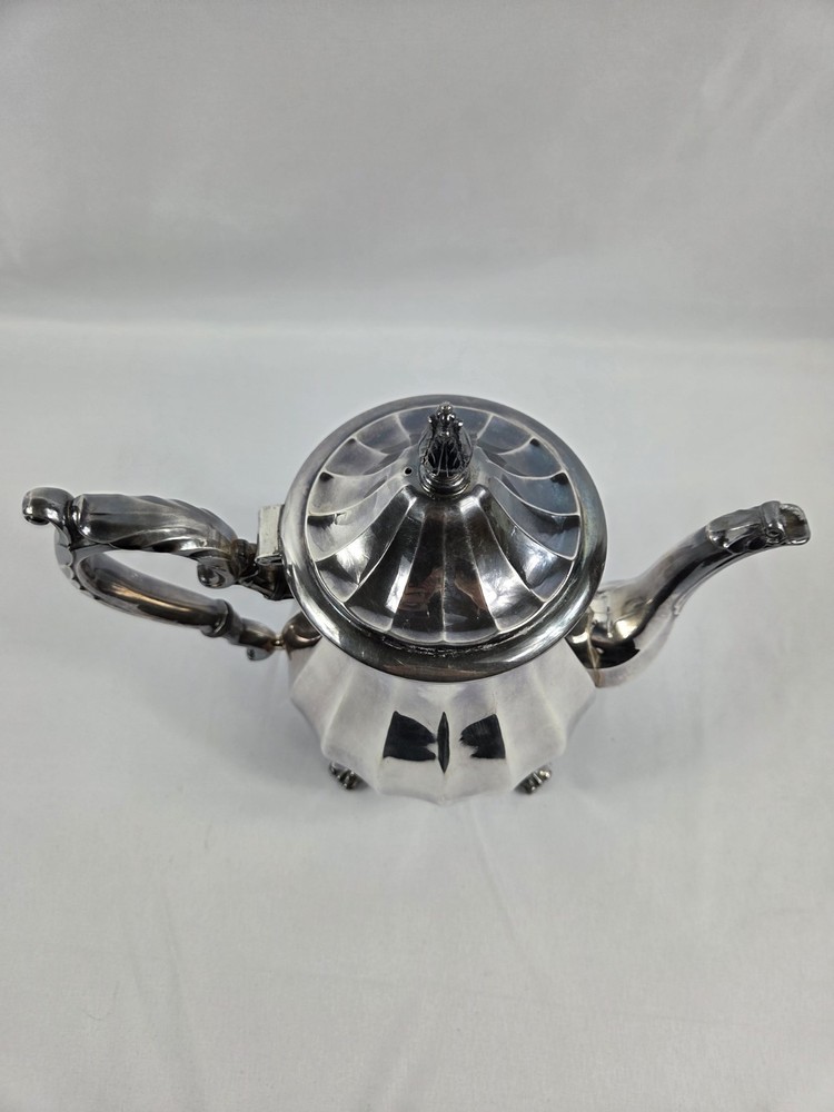 WM ROGERS Vintage Silverplate 1002 Tea Or Coffee Server