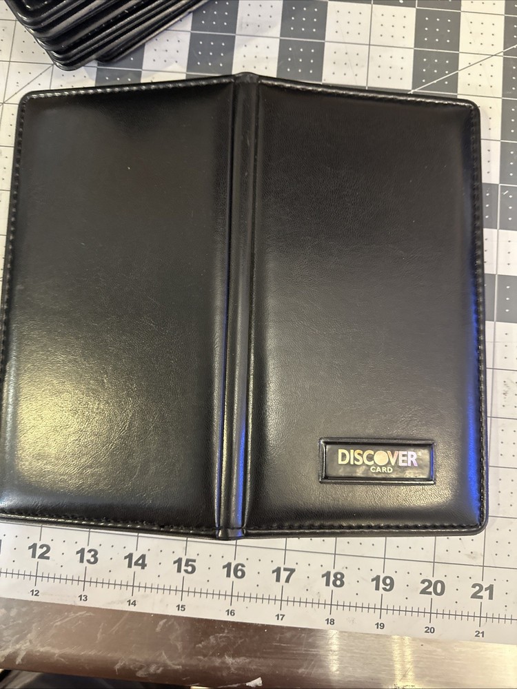 9- Used Double Panel Discover CHECK Books PRESENTERS RESTAURANT