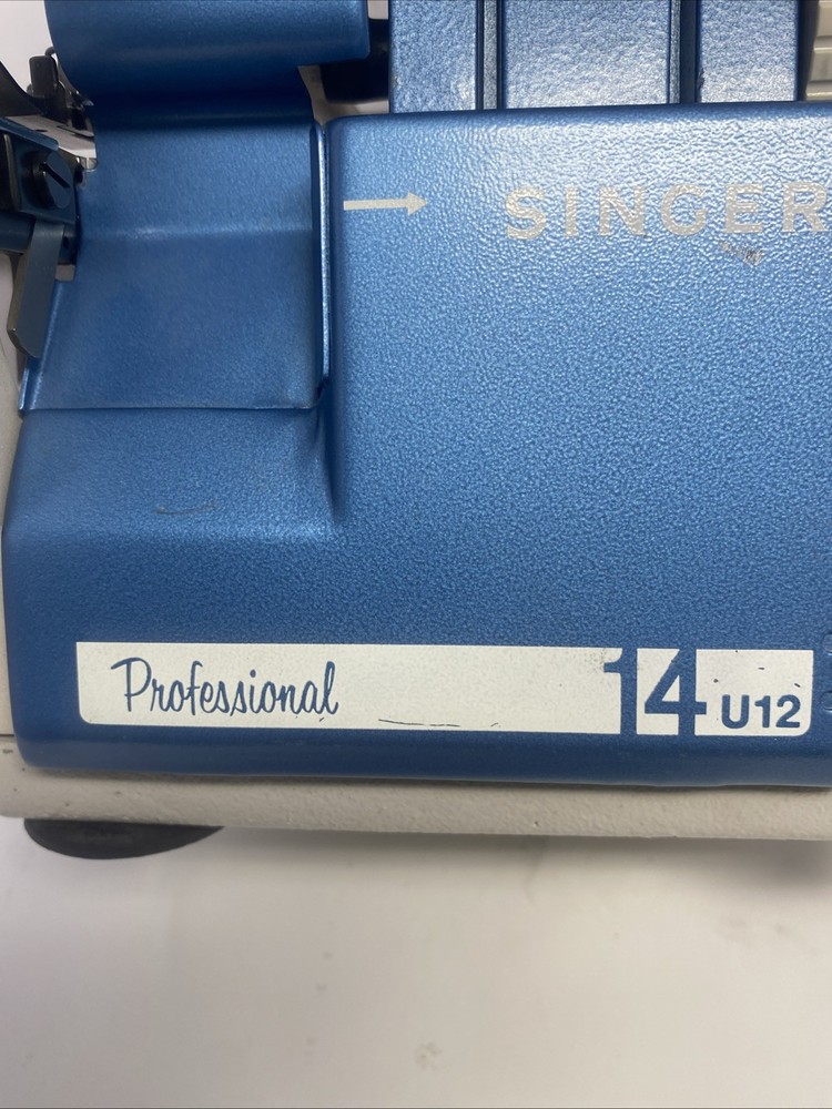 Singer Professional 14U12