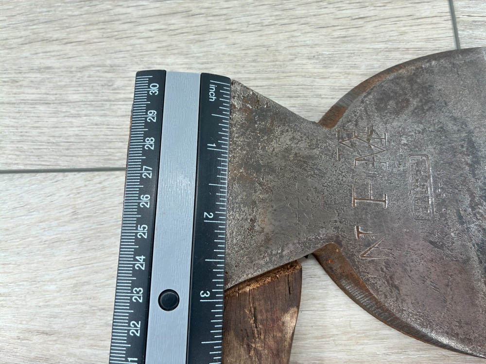 Vintage Guaranteed Plumb Broadhead Single Beveled Edge Hewing Axe Hatchet Tool