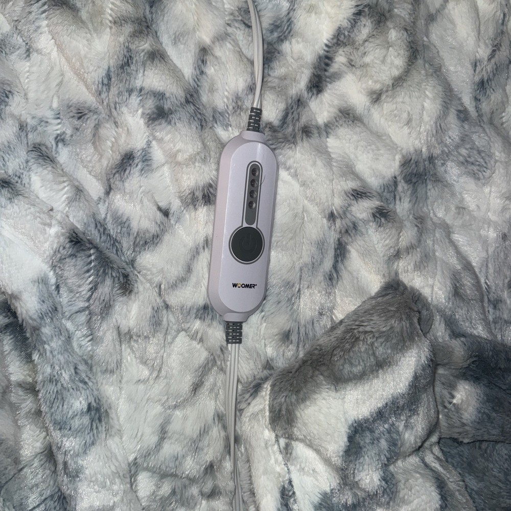 Woomer Heated Throw Blanket 100% Polyester