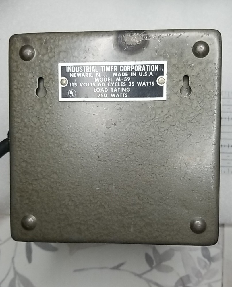 Industrial Timer Time-O-Lite Model M-59