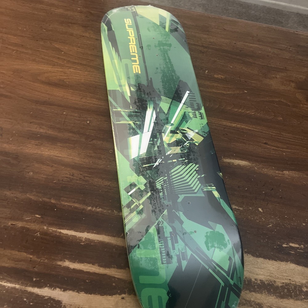 SUPREME FORMS SKATEBOARD (GREEN) SS23 (100% AUTHENTIC) (BRAND NEW)