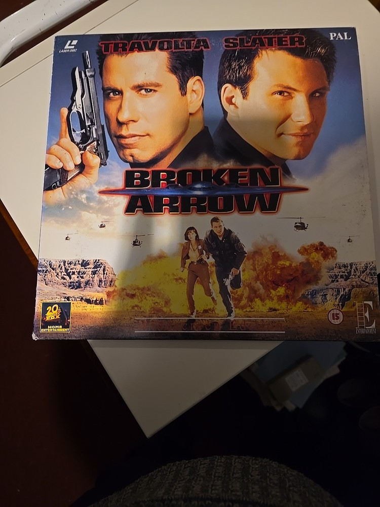 Broken Arrow  PAL Laserdisc Widescreen
