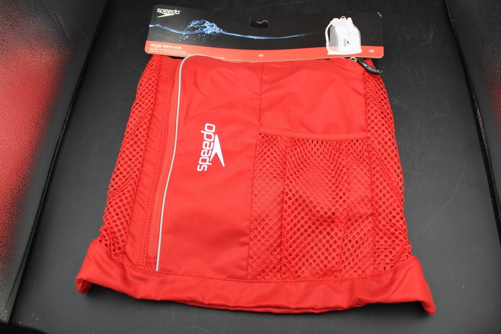 Speedo Deluxe Ventilator Mesh Equipment Bag Quick Drying Black Backpack Strap