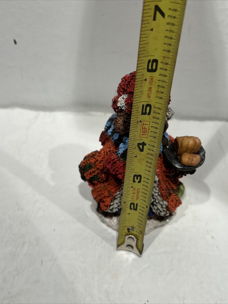 K’s Collection Christmas Teddy Bear Polystone Figurine Vintage