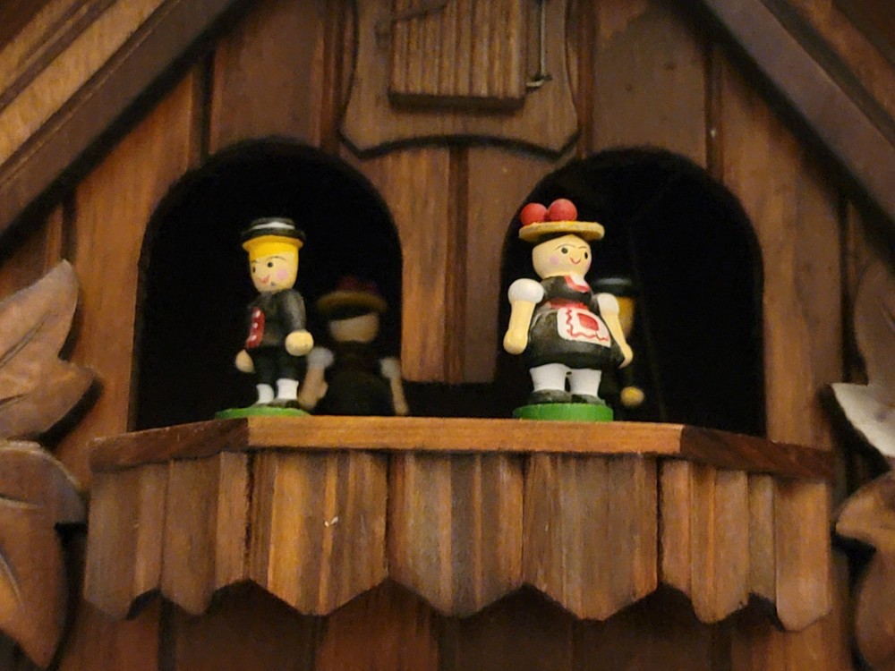 Vintage Solid Wood German Cuckoo Clock WORKS