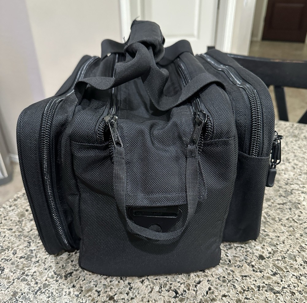 Uncle Mike's Law Enforcement Side-Armor Deluxe Range Bag - Black