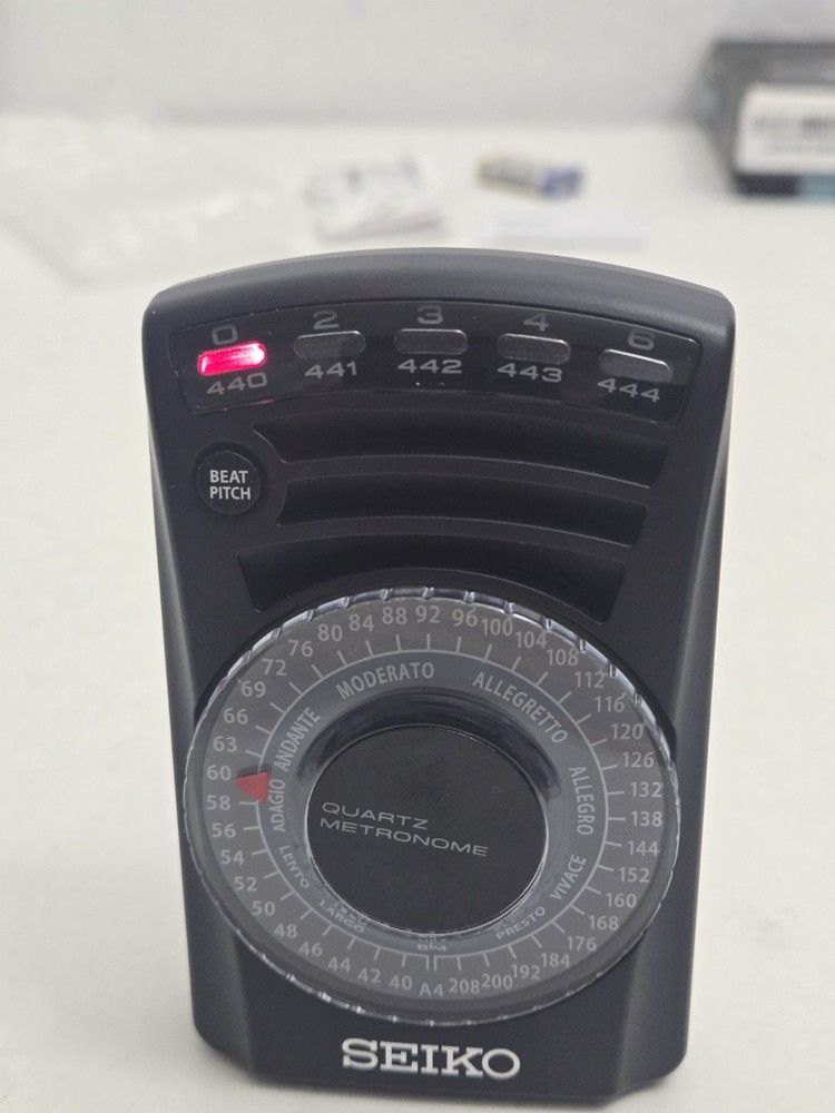 SEIKO Quartz Metronome SQ80 Batteries
