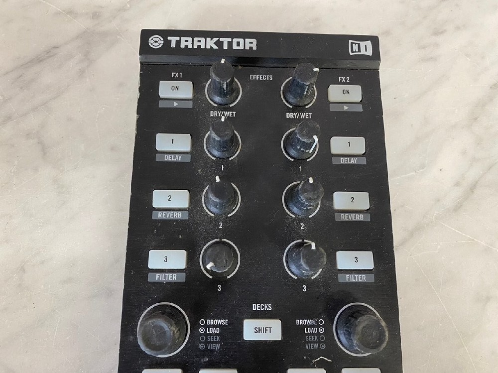 Native Instruments Traktor Kontrol X1 Single Deck Controller