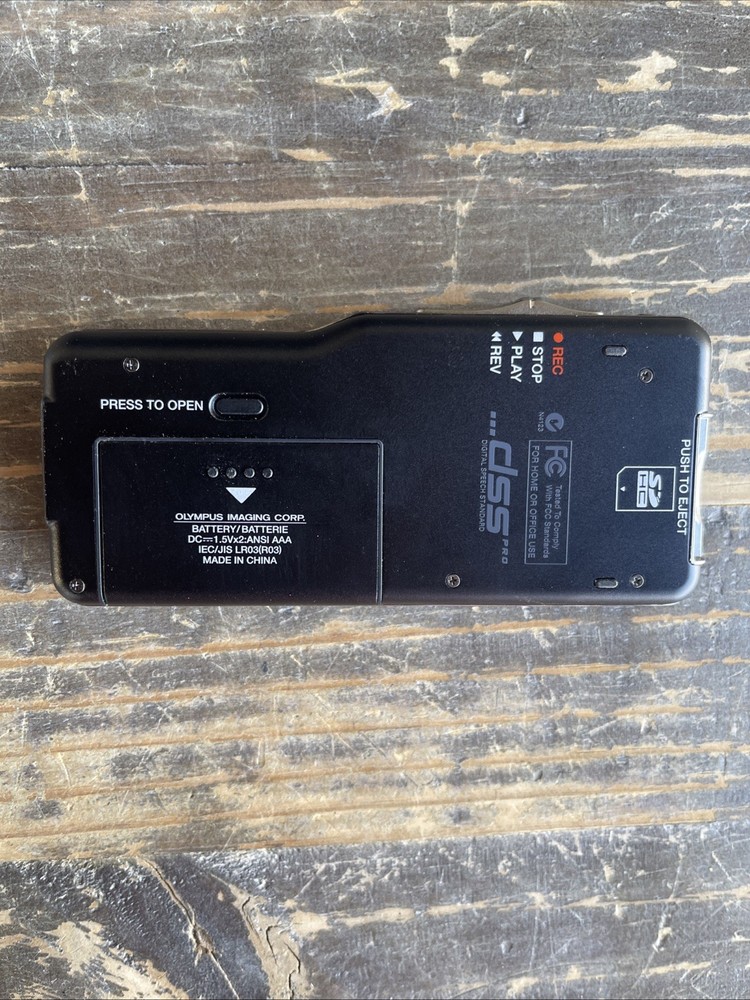 Olympus DS-5000 Digital Voice Recorder With Leather Case -Tested