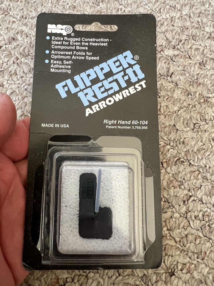 NAP Flipper Arrow Rest Right Hand Black