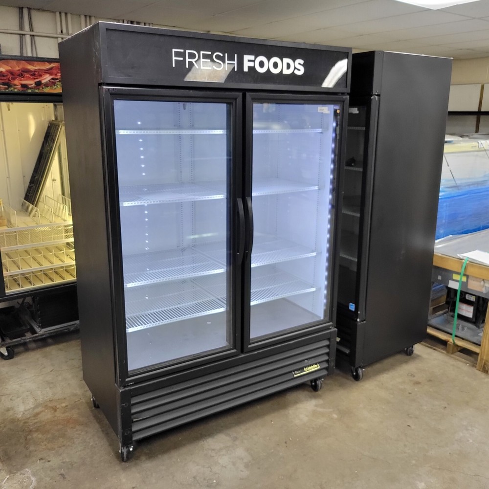 Refrigerator Merchandise USED 2 dr 2016 TRUE GDM-49