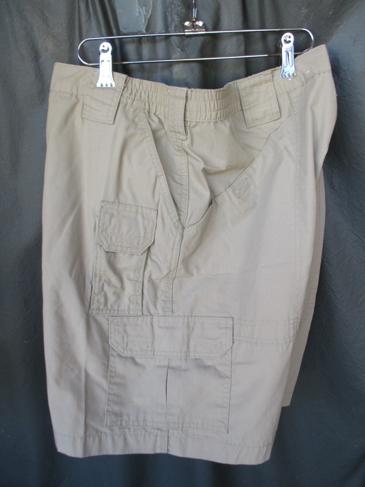 5.11 TACTICAL Khaki Tan Assault Short, size 38