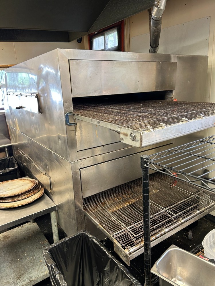 Blodgett MG32 pizza conveyor oven