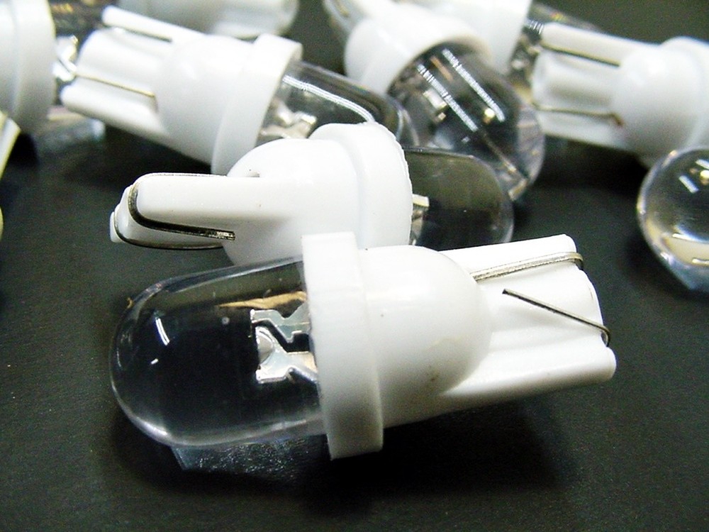 10x GM Super White 194 Wedge Dome LED Dashboard Instrument Panel Indicator Light