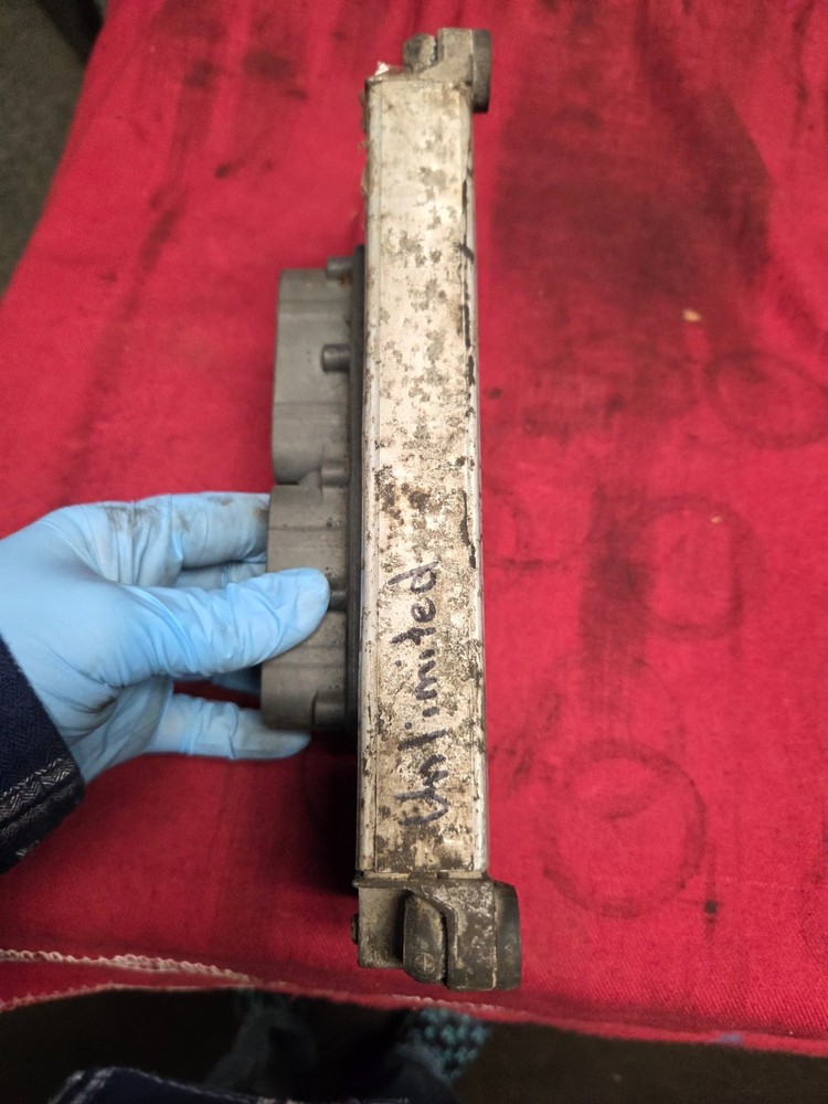 TRANSMISSION CONTROL MODULE TCM ,ECU ETC2088562, ETC2004A06, 09147 MUST PROGRAM