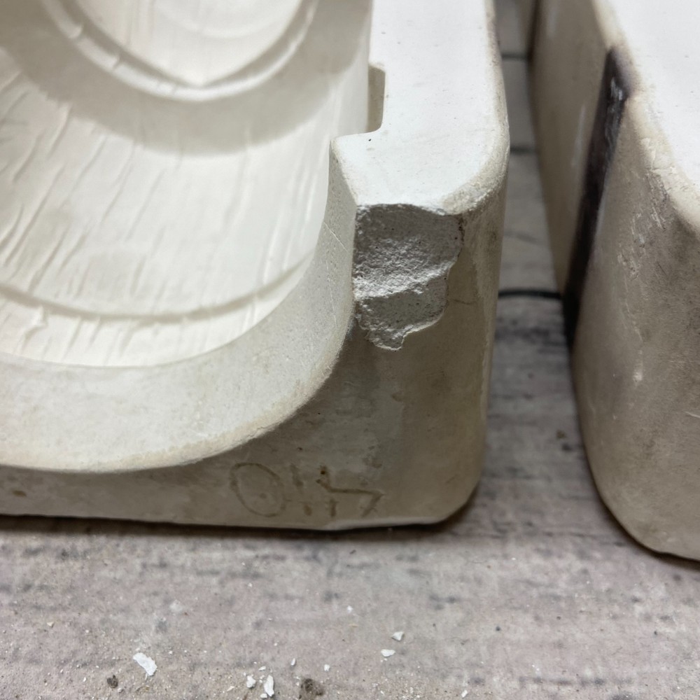 Vintage 1971 Duncan Ceramic Casting Mold Queen #410