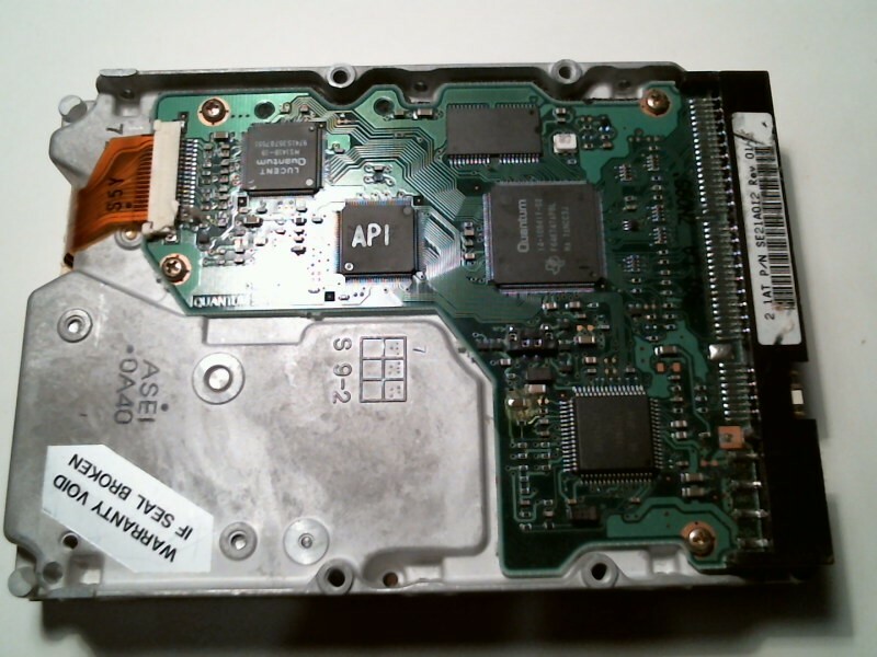 IDE Hard Disk Drive Quantum SE SE21A472 01-B 2111AT APIOC SE21A012 2.1AT