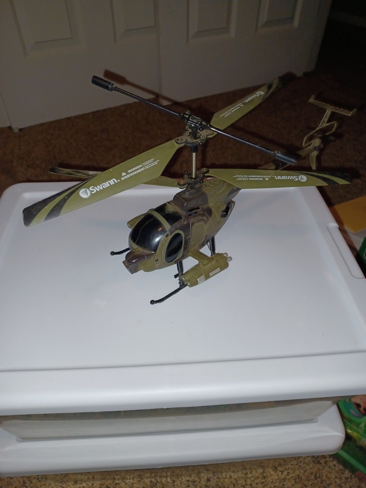 Swann Remote control military hellicopter. NEEDS REMOTE. Batteries do work.
