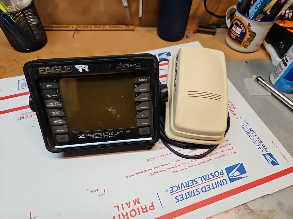 Vintage Eagle Z-9500 GPS Sonar Plot With Antenna