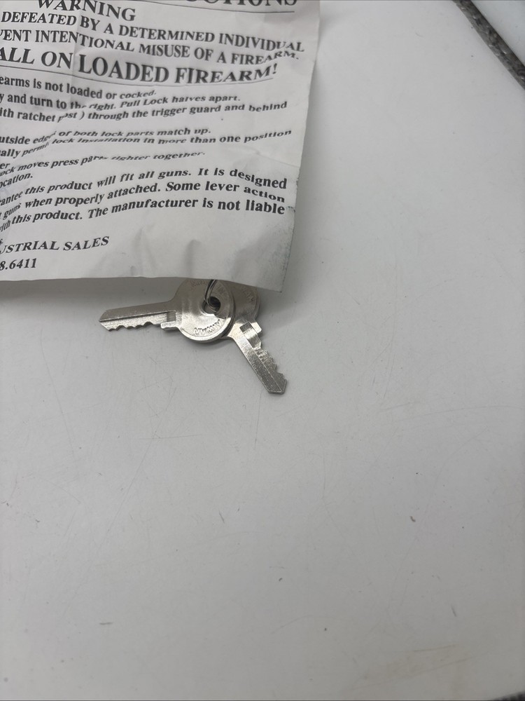 Regal Trigger Lock w/ 2 Keys Never Used